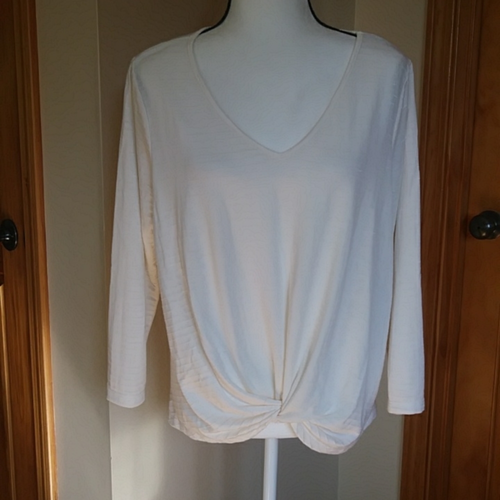 Status by Chenault  Knotted V Neck Top XL Cream